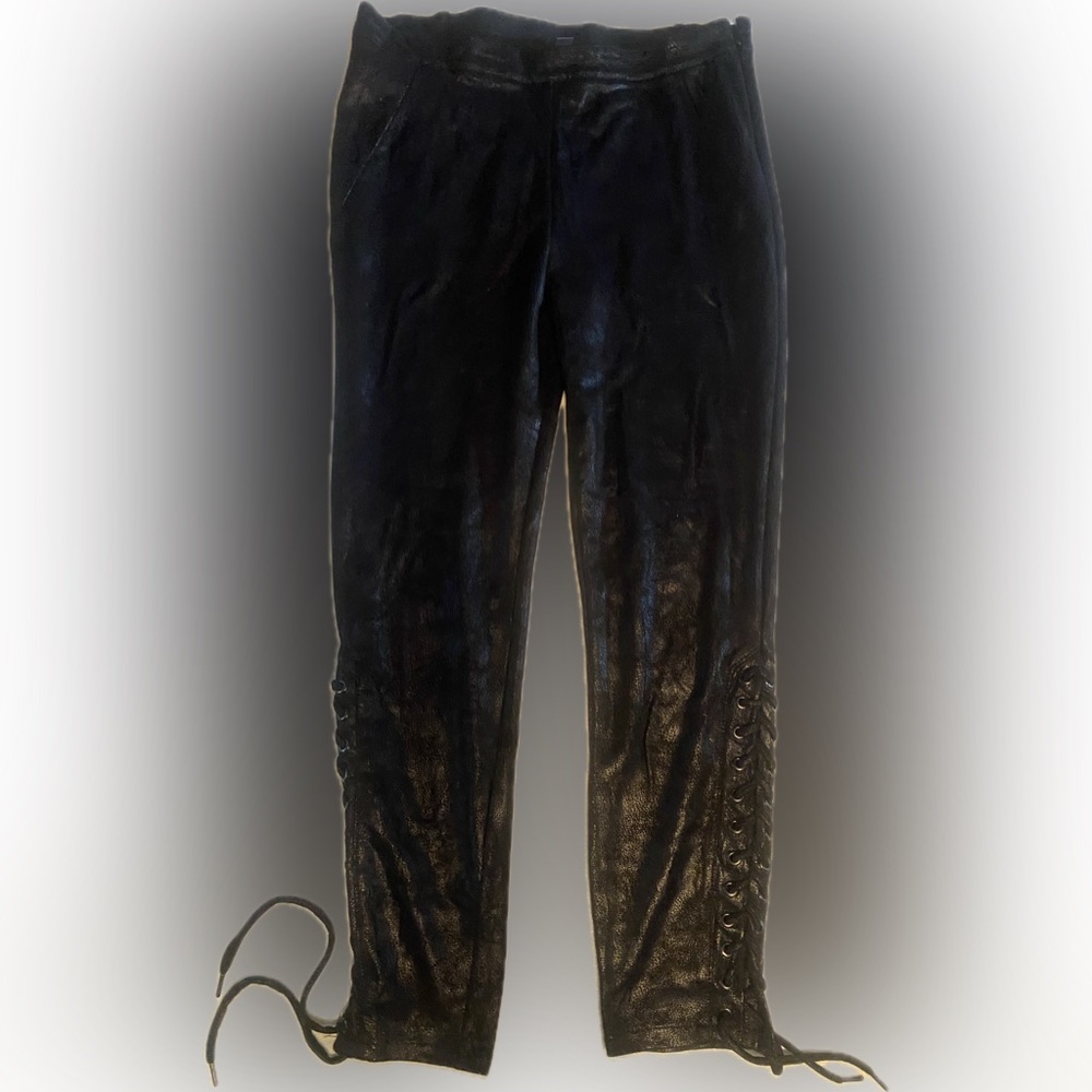 Women’s Pants
